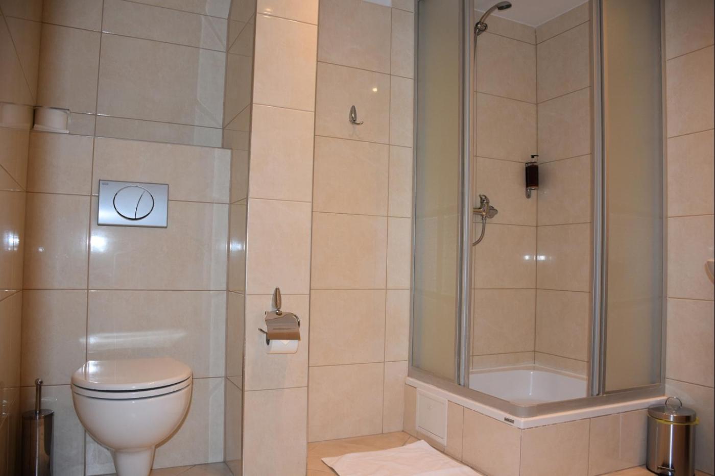 Hotel Pod Lwem Elblag Rom bilde