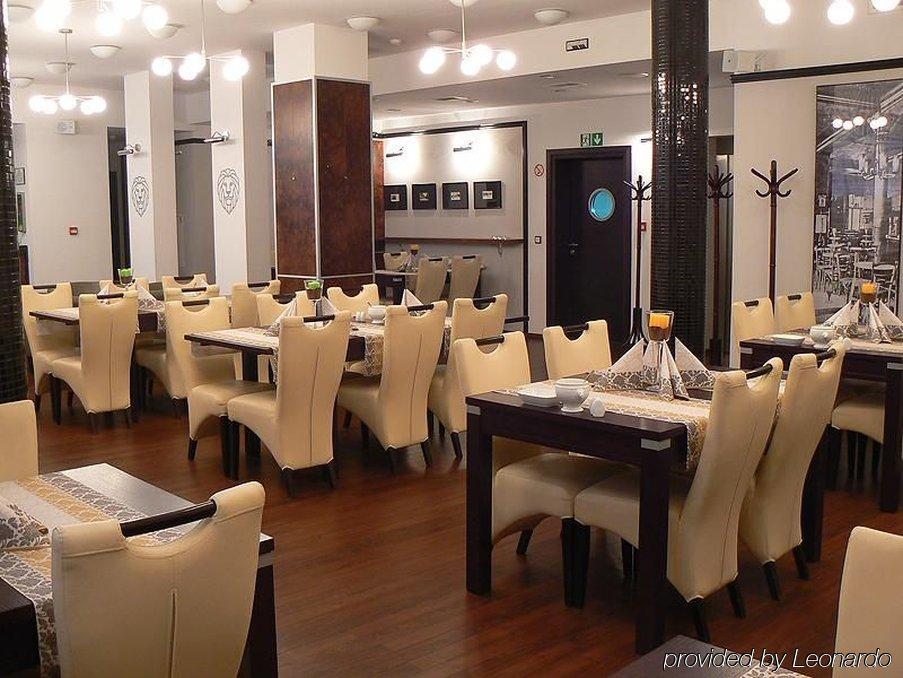 Hotel Pod Lwem Elblag Restaurant bilde